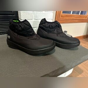 OOFOS Black Men's Boots 12